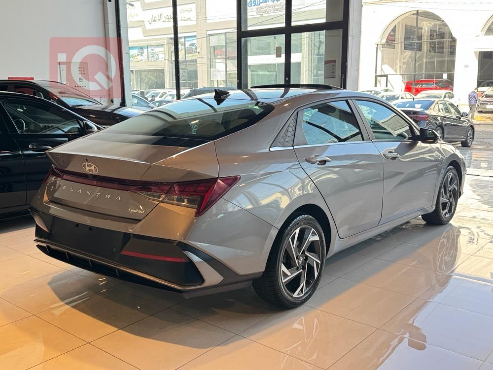 هيونداي النترا